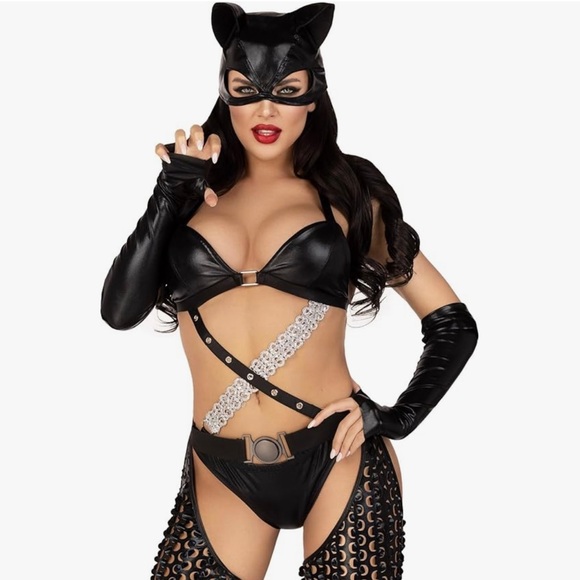 Mistress kitty 🔥 Catwoman costume cosplay Fashion Nova Cat woman Halloween - Picture 3 of 16